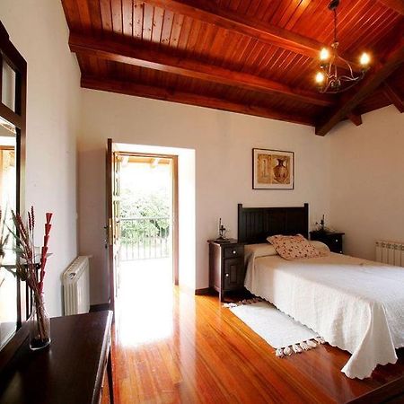 Casa Da Botica A Estrada Pansiyon Os Casares Oda fotoğraf