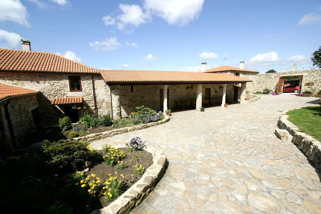 Casa Da Botica A Estrada Pansiyon Os Casares Dış mekan fotoğraf
